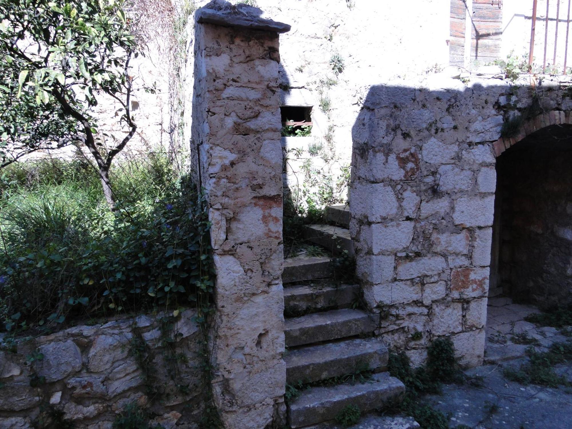 Heritage Apartments Kyra & Fox In Pitve, Hvar Екстер'єр фото