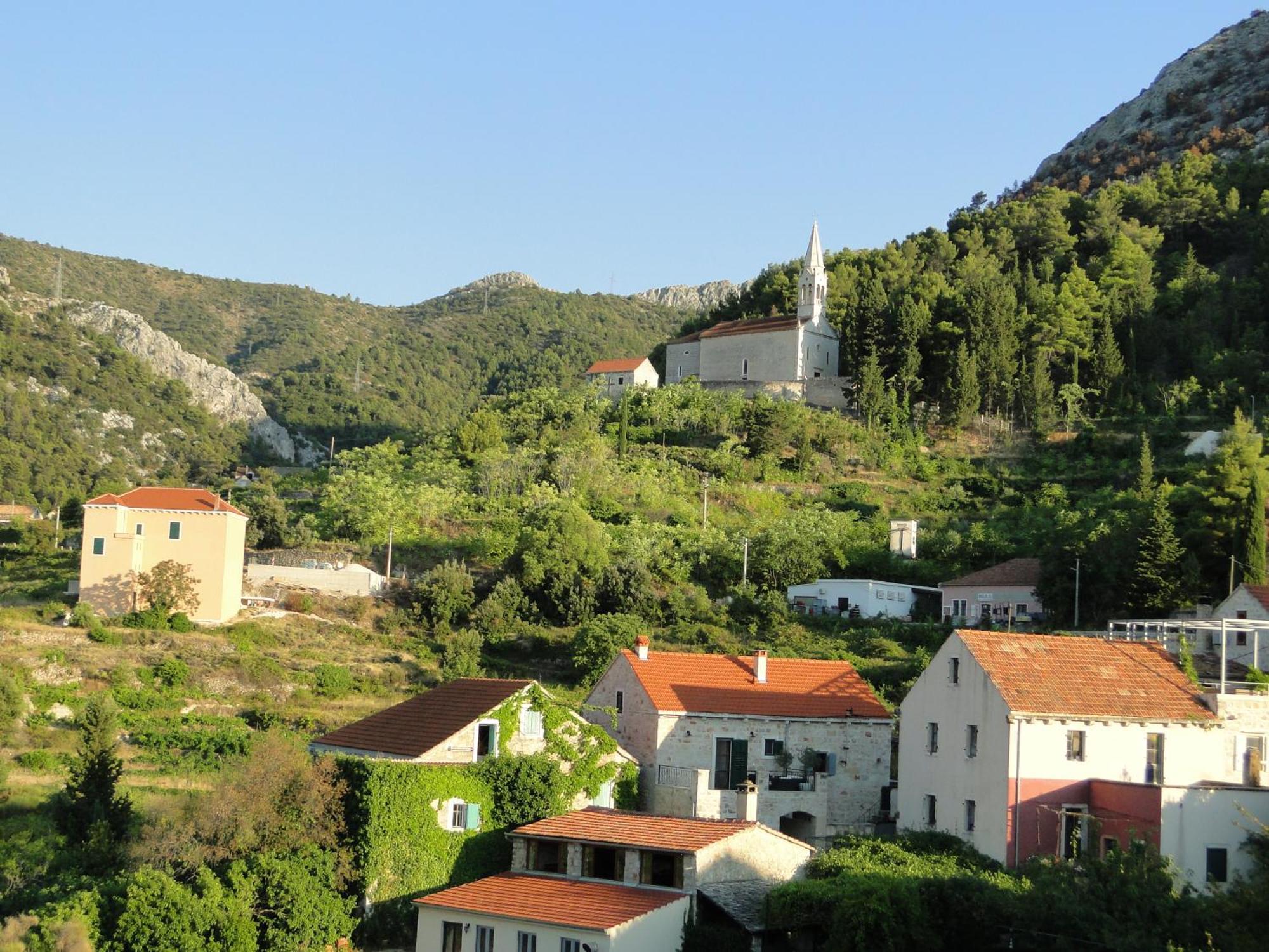 Heritage Apartments Kyra & Fox In Pitve, Hvar Екстер'єр фото