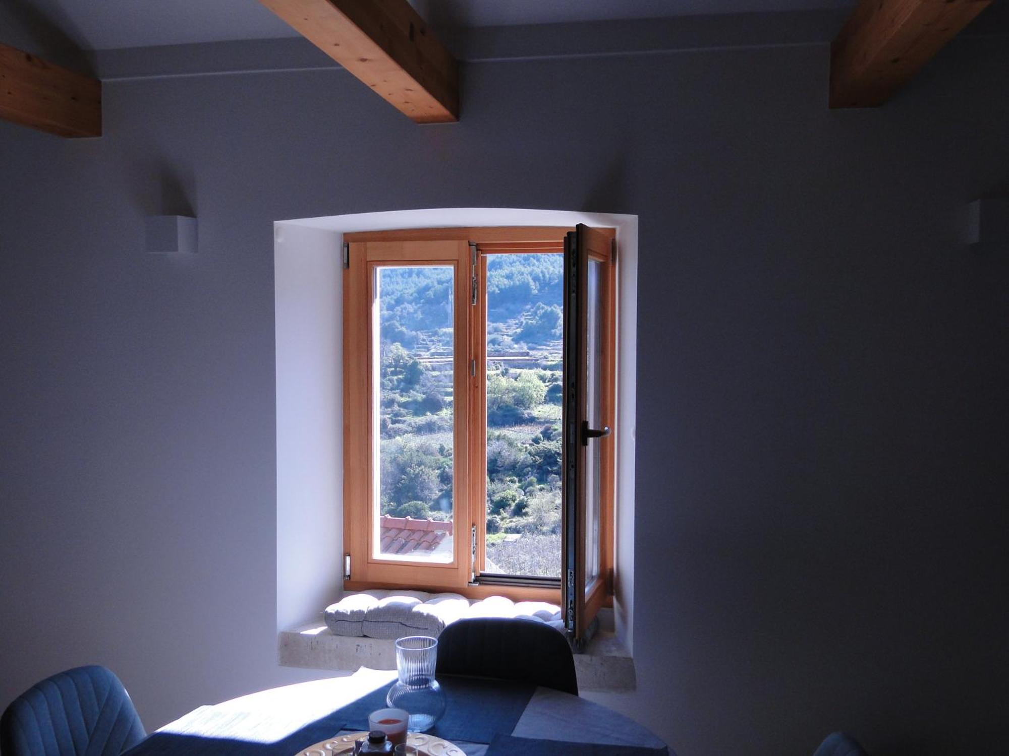 Heritage Apartments Kyra & Fox In Pitve, Hvar Екстер'єр фото